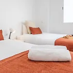 Cozy Pearl In Puerto Banus