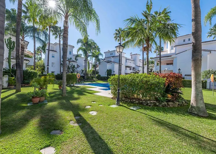 Cozy Pearl In Puerto Banus