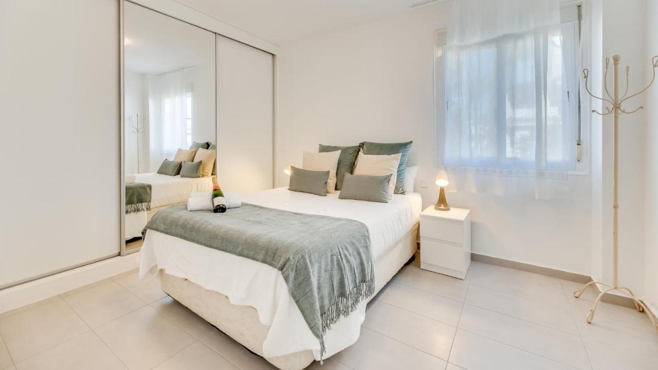 Cozy Pearl In Puerto Banus Marbella