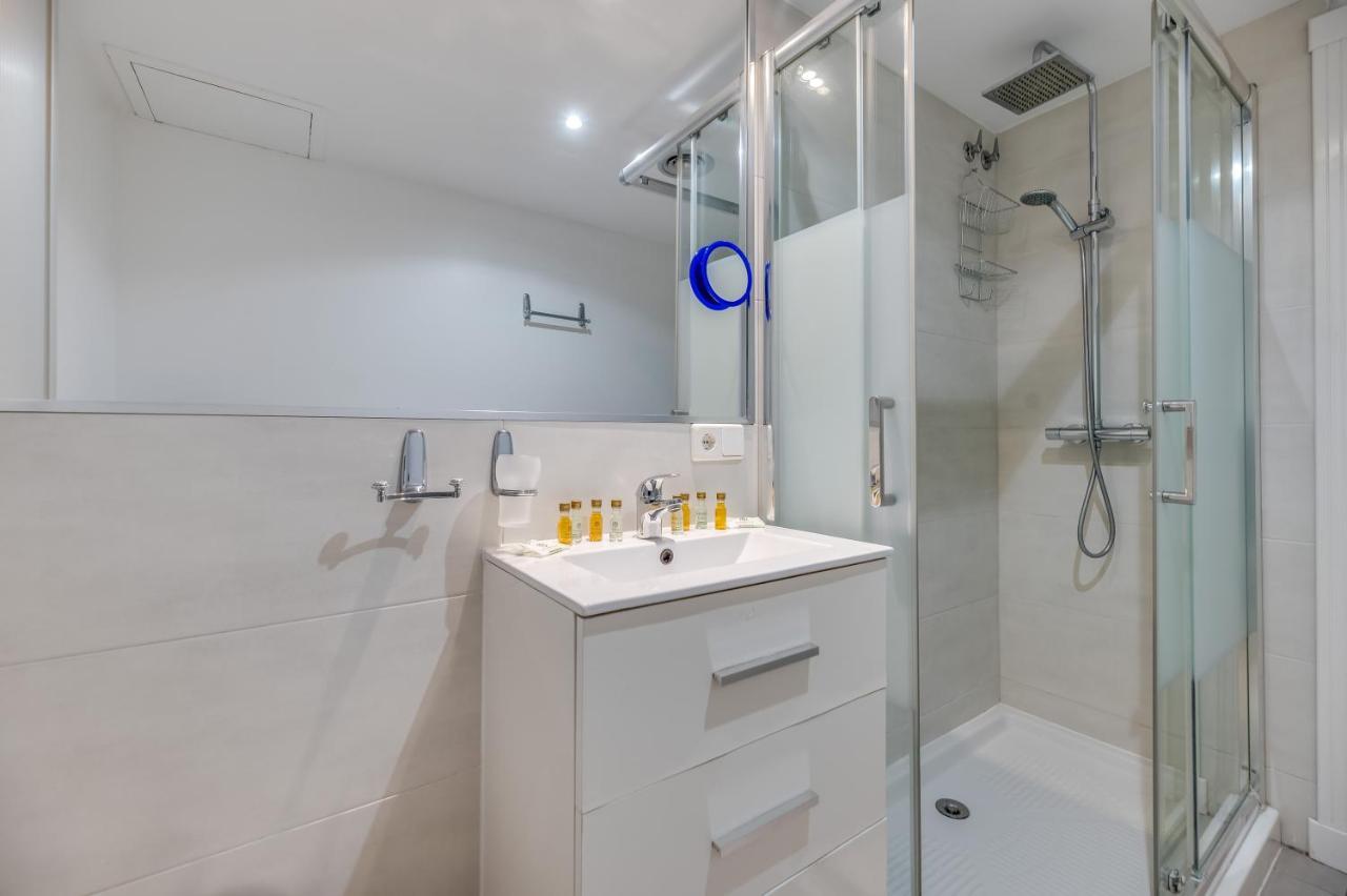Cozy Pearl In Puerto Banus Marbella