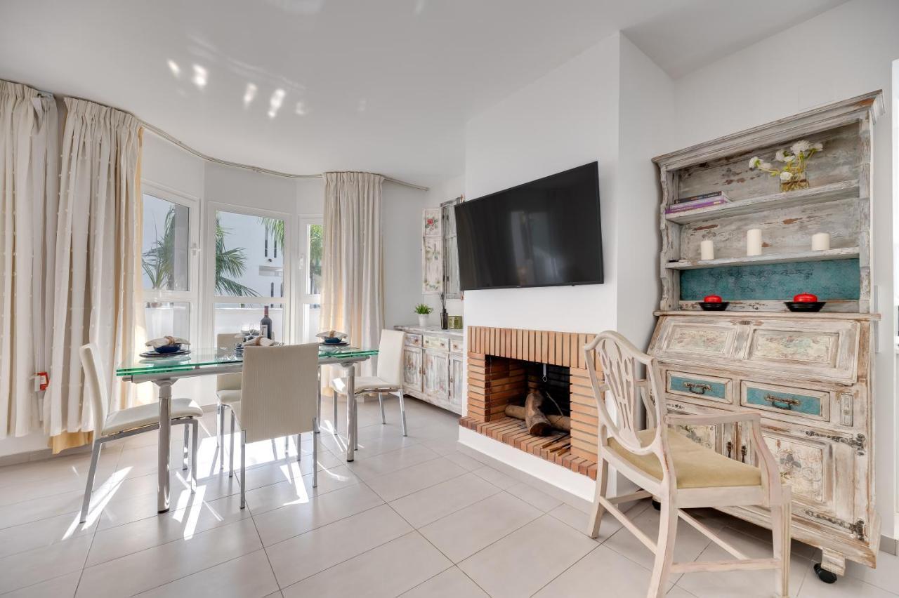 Cozy Pearl In Puerto Banus