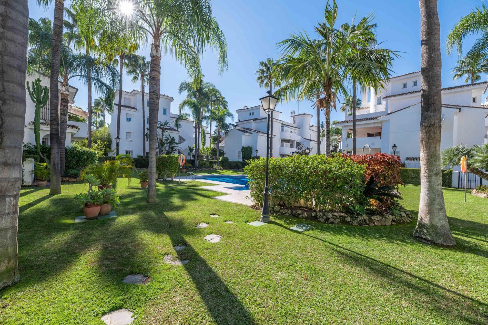 Cozy Pearl In Puerto Banus Apartment *